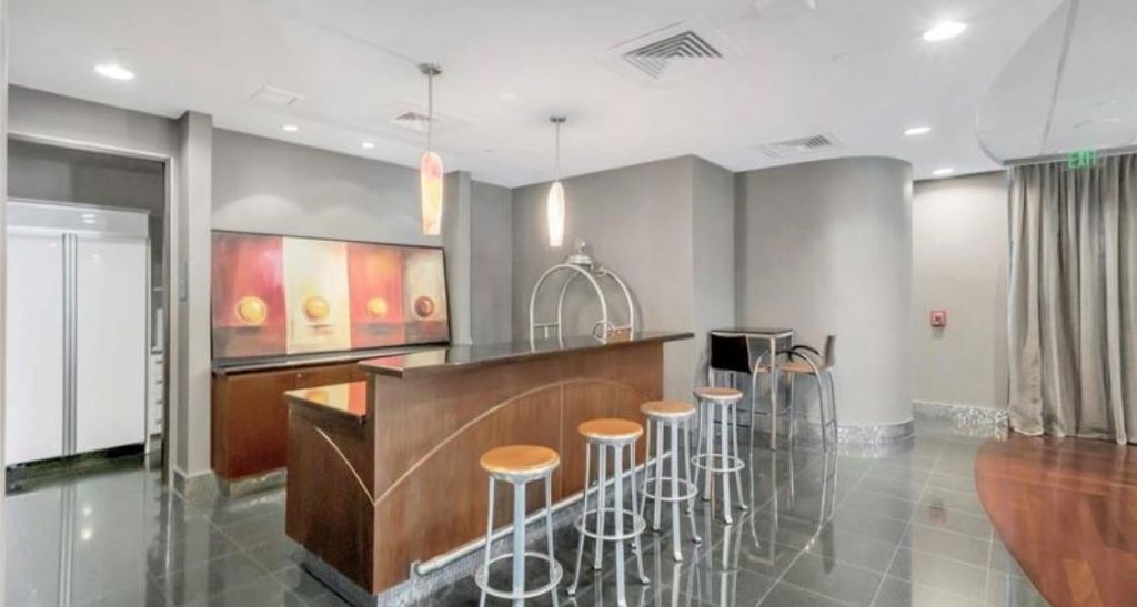 9401 Collins Avenue, Unit 402, Surfside, FL 33154 Photo