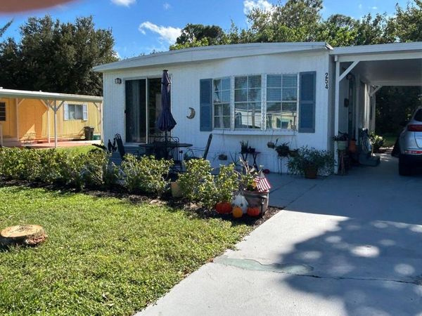 254 W Caribbean, Port St. Lucie, FL 34952