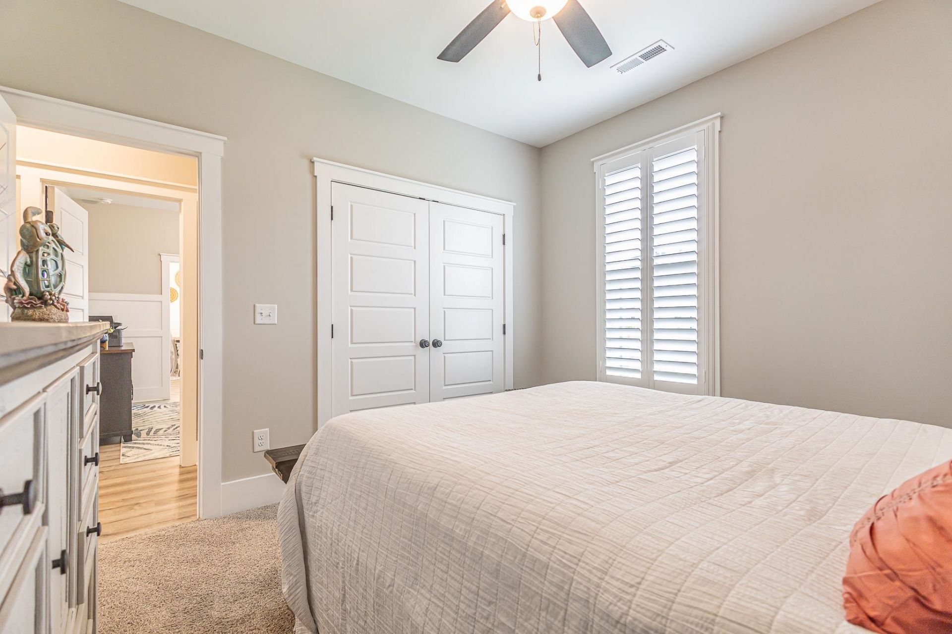 817 Atlantic Commons Dr. Photo 16