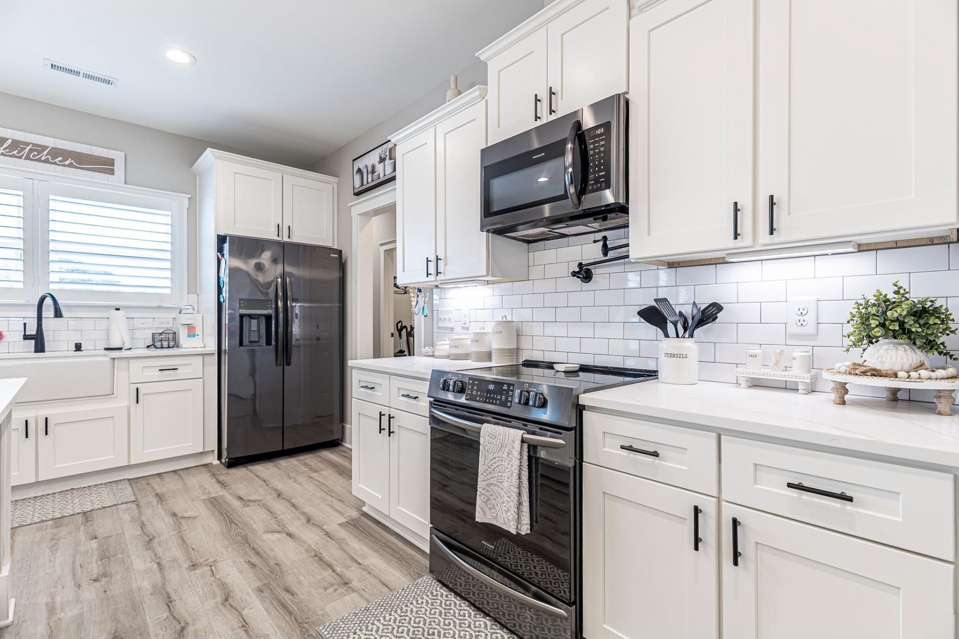 817 Atlantic Commons Dr. Photo 23