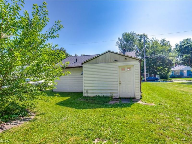 1022 Merton Avenue, Akron, OH 44306 Photo 18