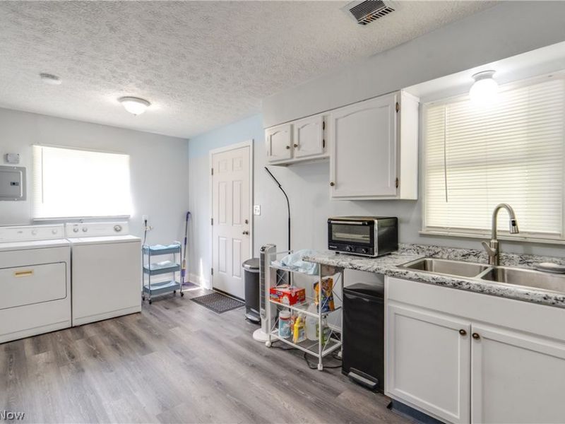 1022 Merton Avenue, Akron, OH 44306 Photo 7