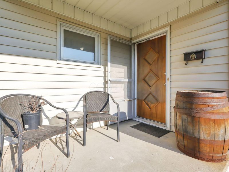 99 Roe Avenue , Newark, OH 43055 Photo 4