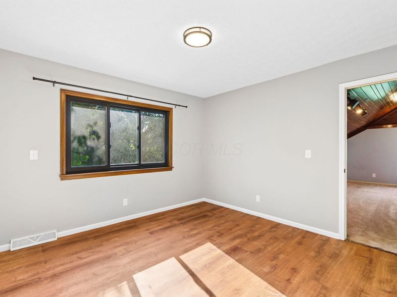 1755 Hickory Hill Drive, Columbus, OH 43228 Photo 30