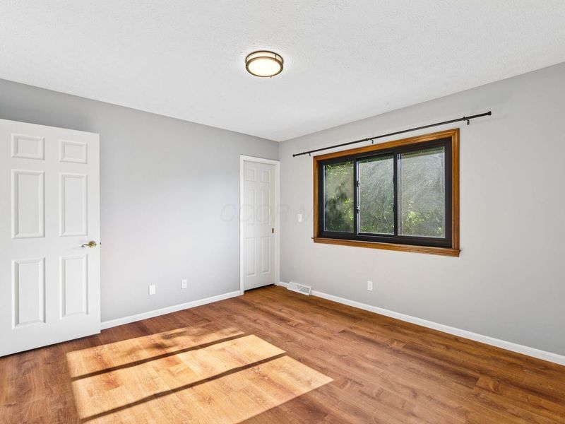 1755 Hickory Hill Drive, Columbus, OH 43228 Photo 31