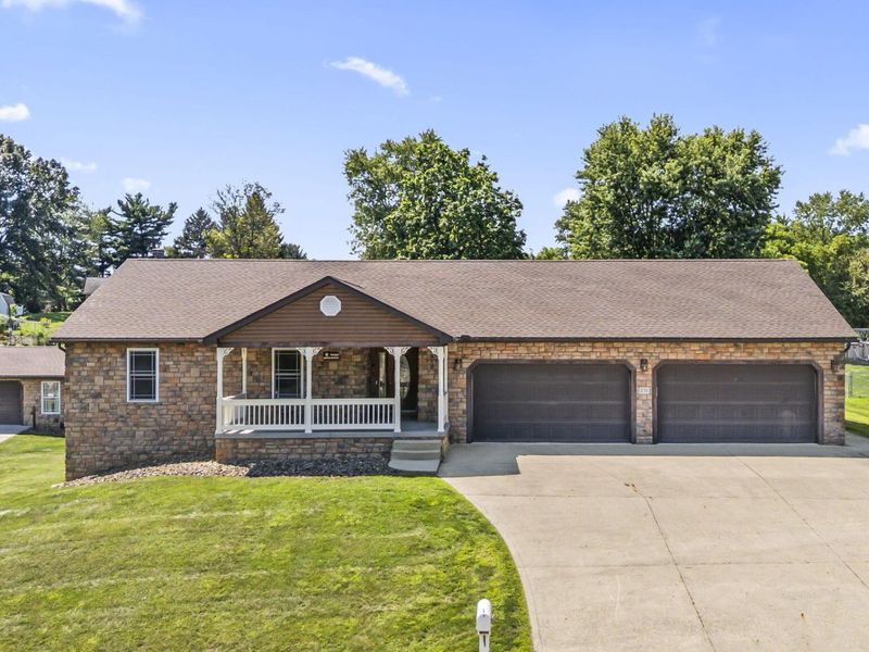 251 Alcon Drive, Newark, OH 43055 Photo 1