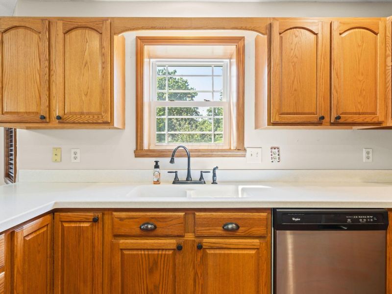 251 Alcon Drive, Newark, OH 43055 Photo 5