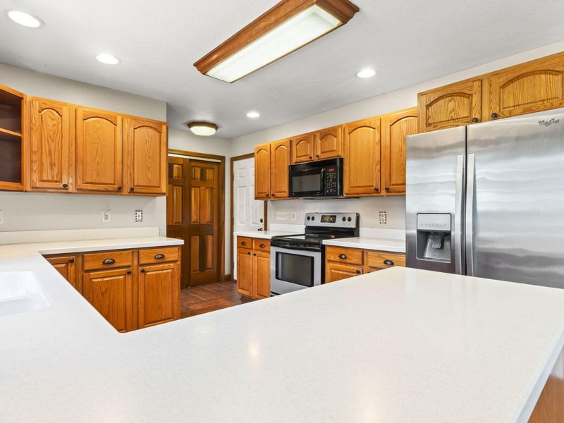 251 Alcon Drive, Newark, OH 43055 Photo 6