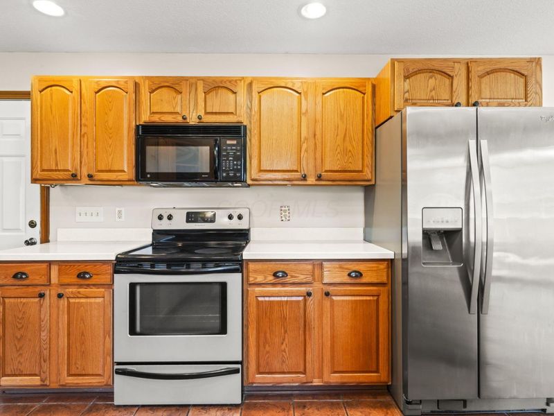 251 Alcon Drive, Newark, OH 43055 Photo 9