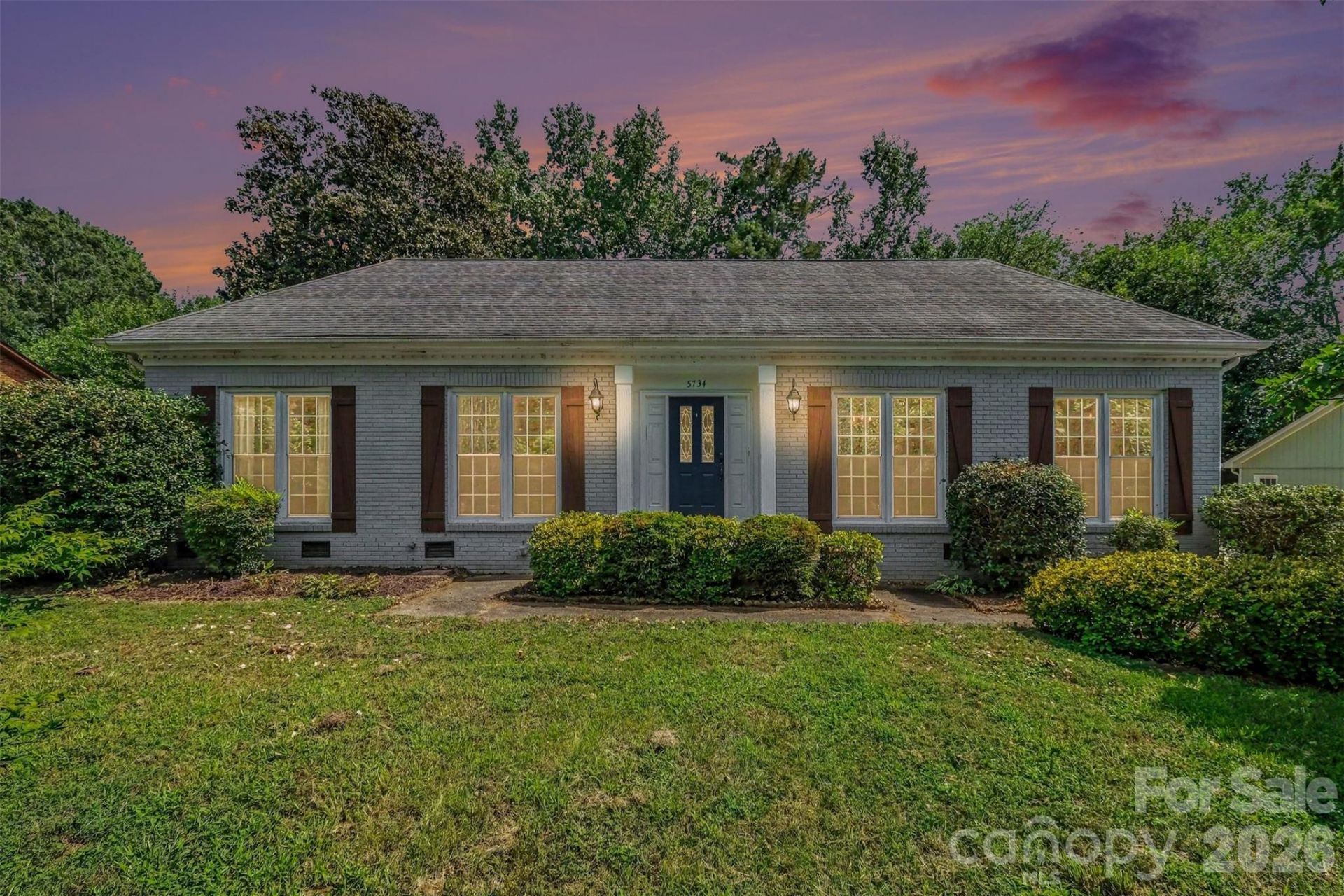 5734 Faulconbridge Road, Charlotte, NC 28227 Main Photo