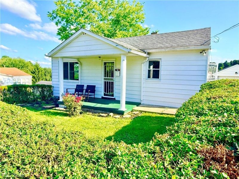 934 Buena Vista Boulevard, Steubenville, OH 43952 Photo 2
