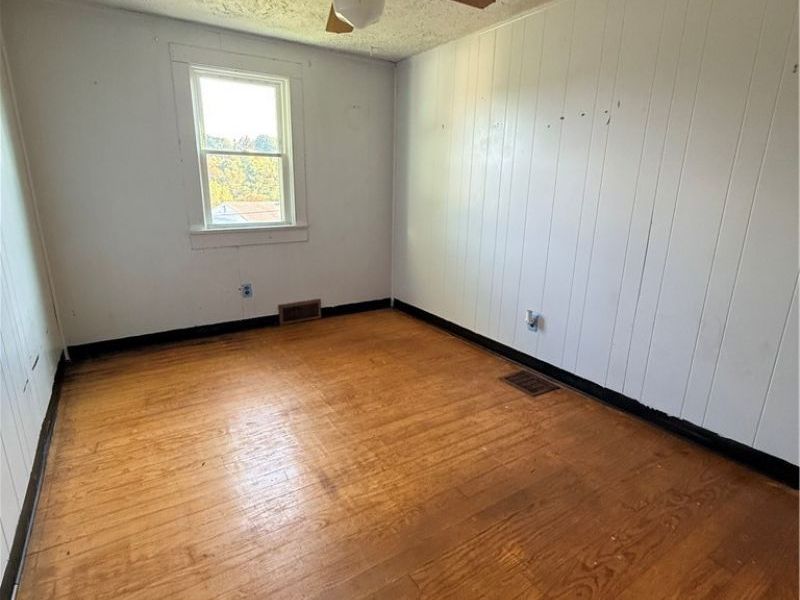 934 Buena Vista Boulevard, Steubenville, OH 43952 Photo 36