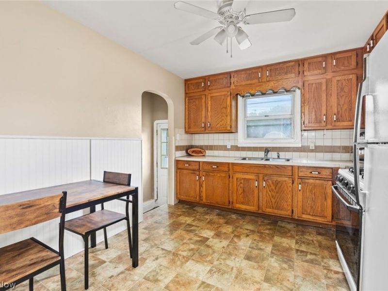 147 Overlook Avenue, Wadsworth, OH 44281 Photo 8