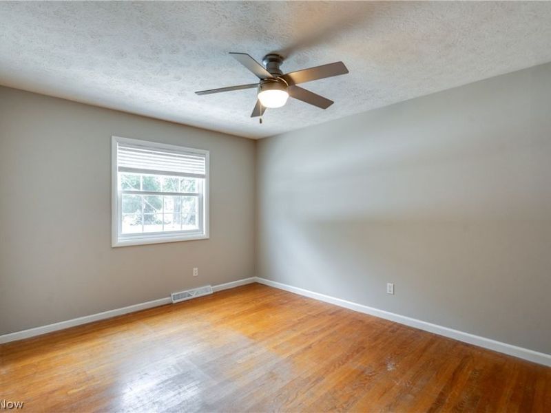 7320 Lourelton Avenue NW, North Canton, OH 44720 Photo 19