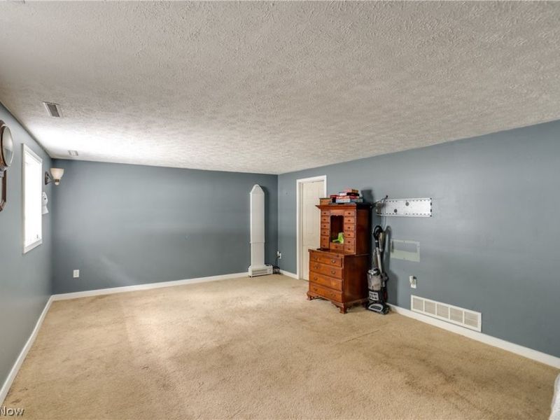 7320 Lourelton Avenue NW, North Canton, OH 44720 Photo 21