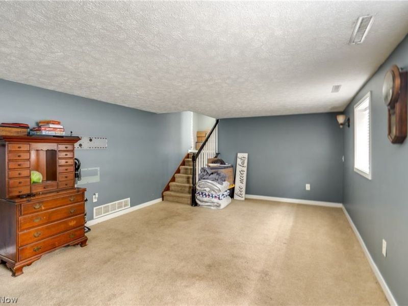 7320 Lourelton Avenue NW, North Canton, OH 44720 Photo 22