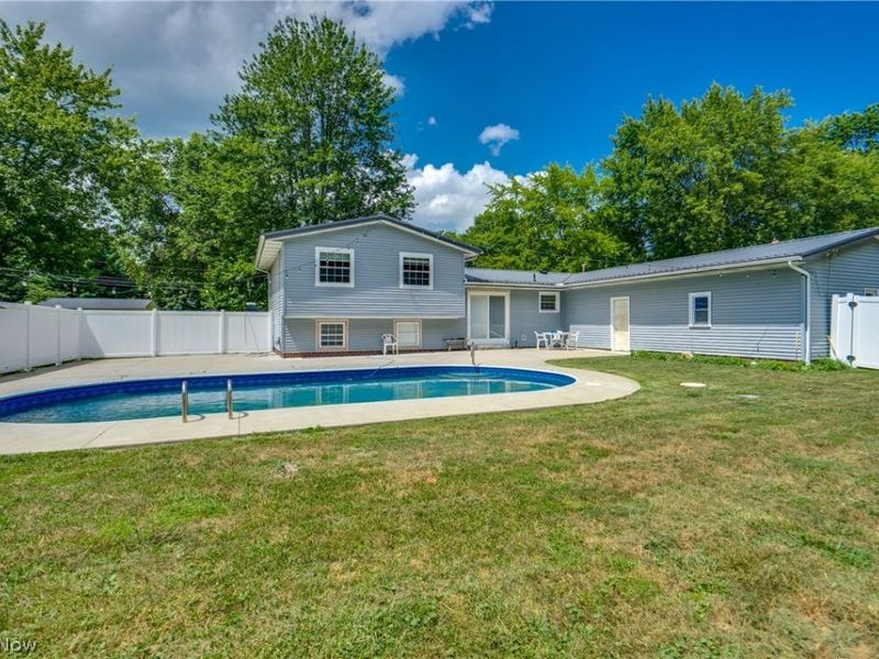 7320 Lourelton Avenue NW, North Canton, OH 44720 Photo 27