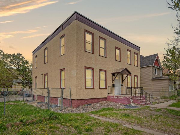 2820 12th Ave S, Minneapolis, MN 55407