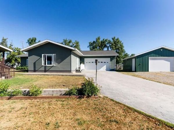 410 4th Avenue , Oriska, ND 58063