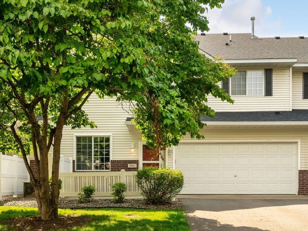 3001 Juniper Lane, Unit I, Woodbury, MN 55125