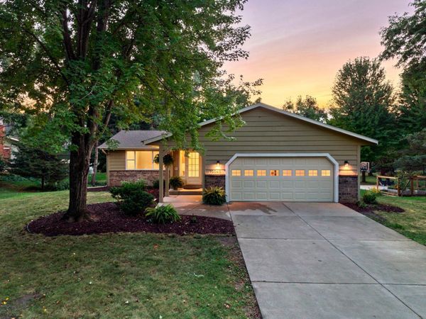 15045 Ironwood Court, Eden Prairie, MN 55346