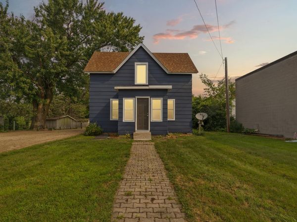 210 W Holly Street, Owatonna, MN 55060