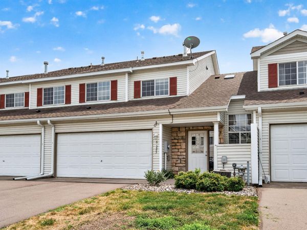 6325 Saddlebred Way , Forest Lake, MN 55025