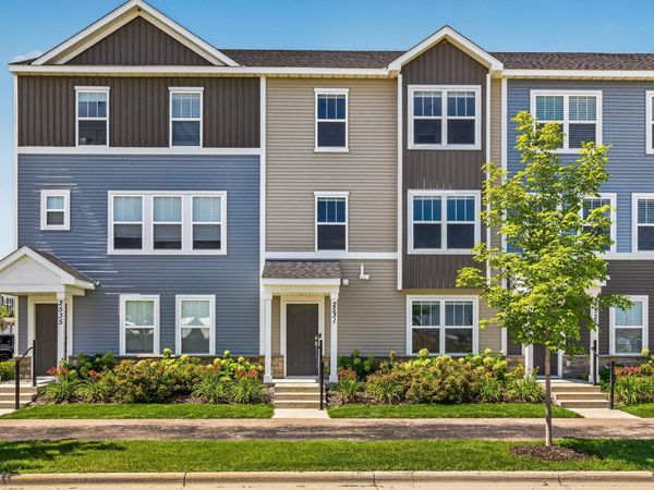 2531 Paddock Path , Shakopee, MN 55379