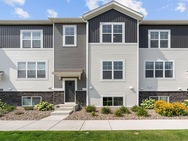 4722 Bottlebrush Lane, Minnetrista, MN 55331