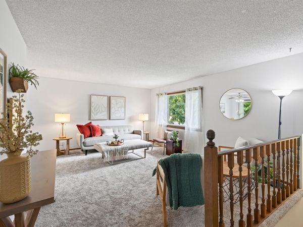 10665 Hummingbird Street NW, Coon Rapids, MN 55433