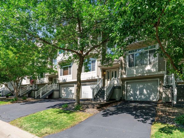8829 Brunswick Path, Unit 1204, Inver Grove Heights, MN 55076