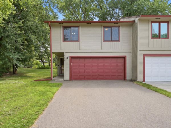 1930 55th Street Court E, Inver Grove Heights, MN 55077