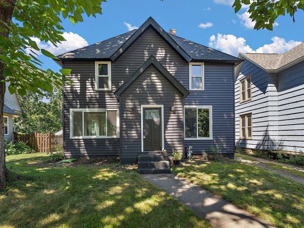 1723 Hewitt Avenue, Saint Paul, MN 55104