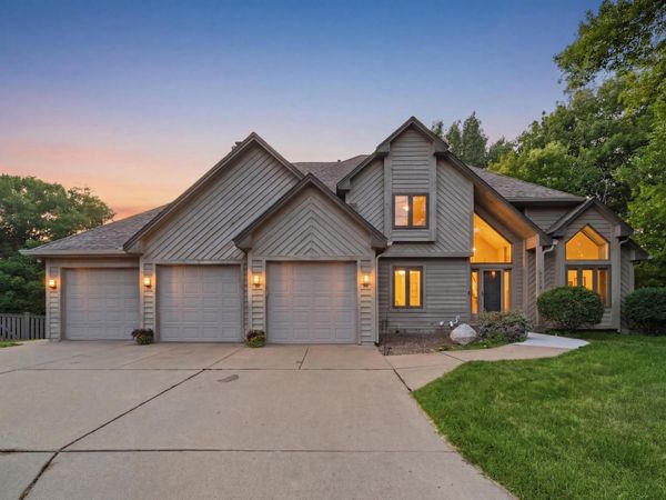 6170 Dallas Lane N, Plymouth, MN 55446