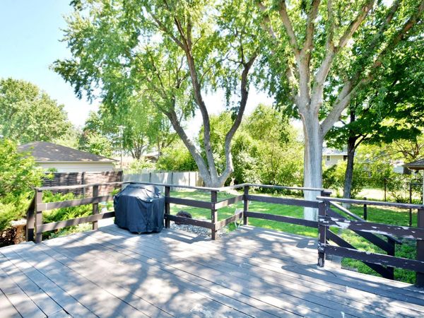 5526 Unity Avenue N, Crystal, MN 55429