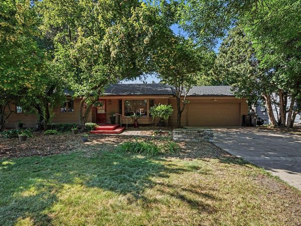 277 Highland Drive, Chaska, MN 55318