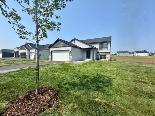 37537 Greenway Avenue, North Branch, MN 55056