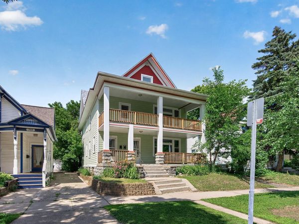 757 Laurel Avenue, Saint Paul, MN 55104