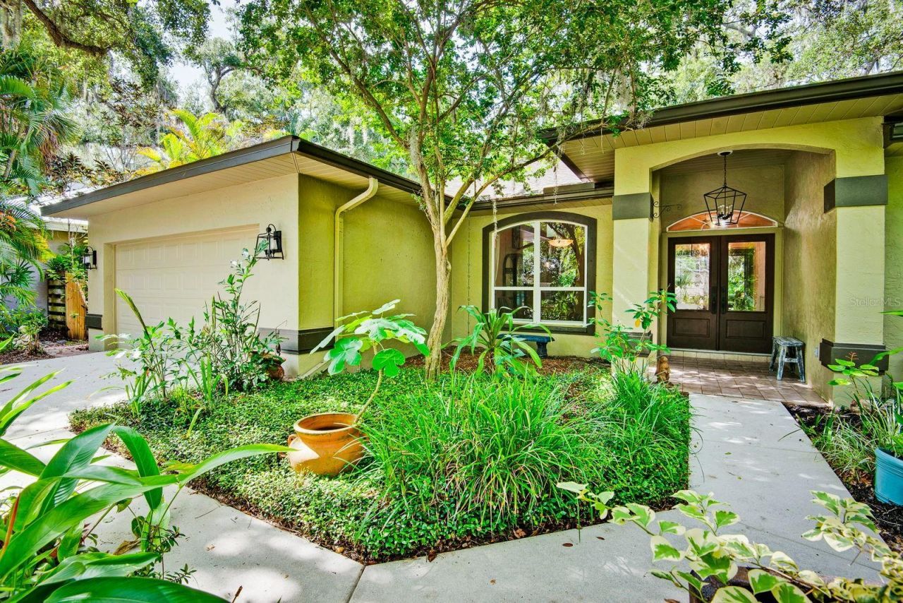 2073 Misty Sunrise Trail, Sarasota, FL 34240 Photo