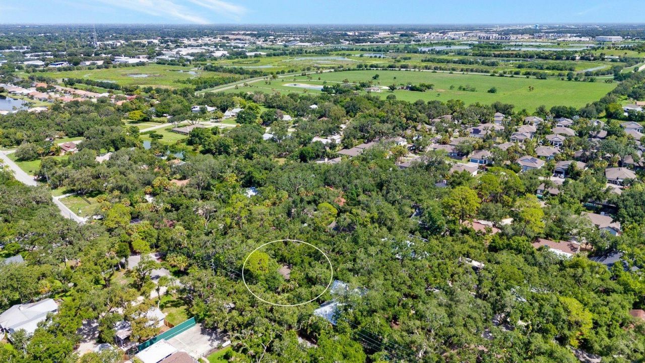 2073 Misty Sunrise Trail, Sarasota, FL 34240 Photo
