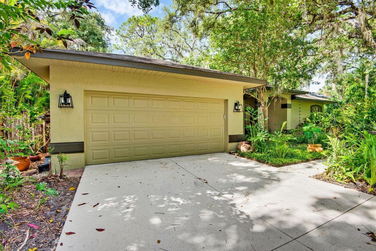2073 Misty Sunrise Trail, Sarasota, FL 34240 Photo