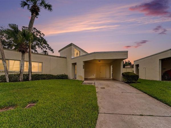 2737 HAVERHILL COURT , CLEARWATER, FL 33761