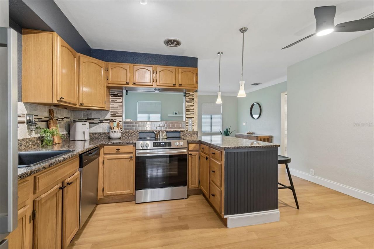 4730 15th Avenue N, Saint Petersburg, FL 33713 Photo