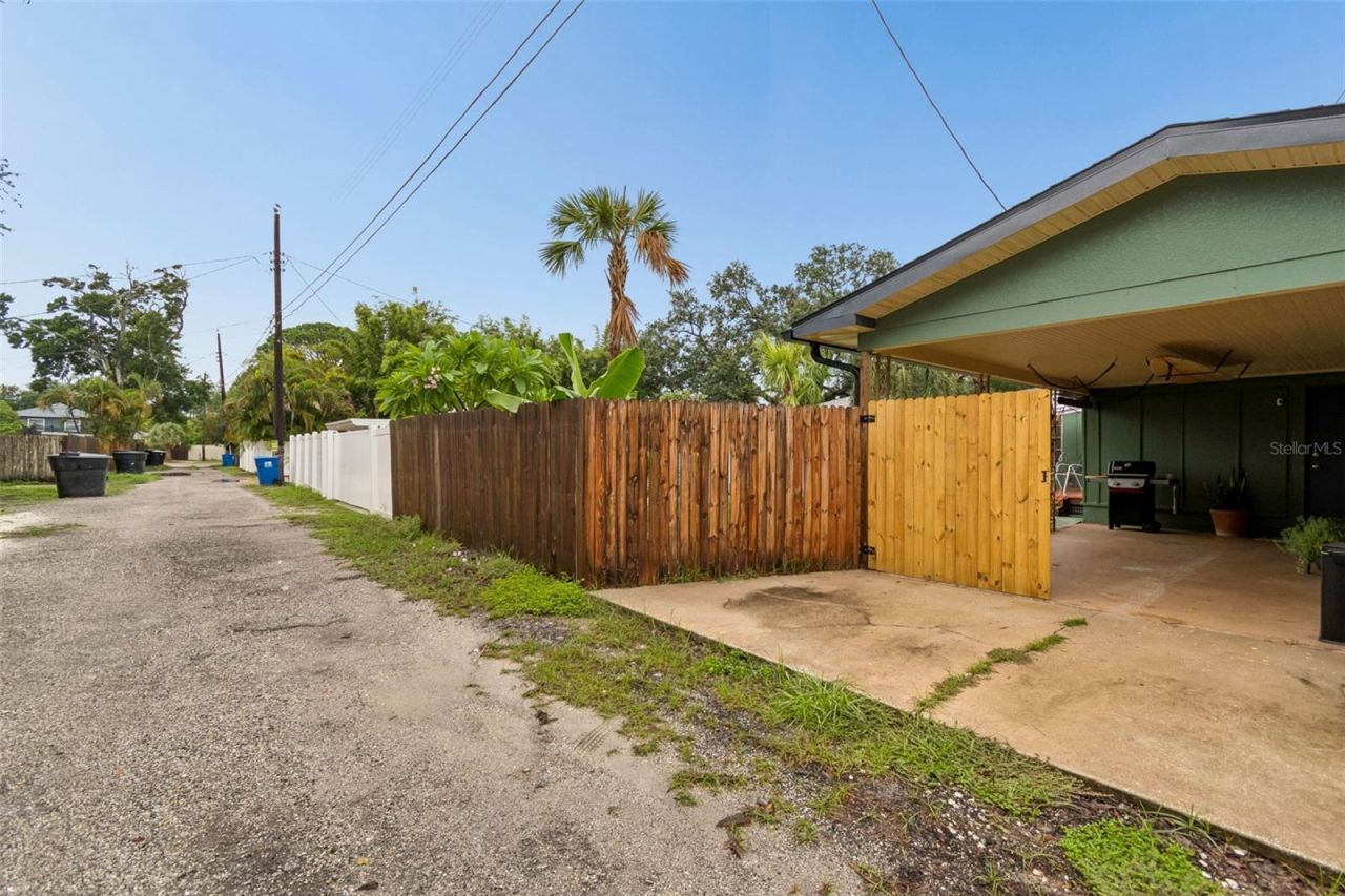 4730 15th Avenue N, Saint Petersburg, FL 33713 Photo