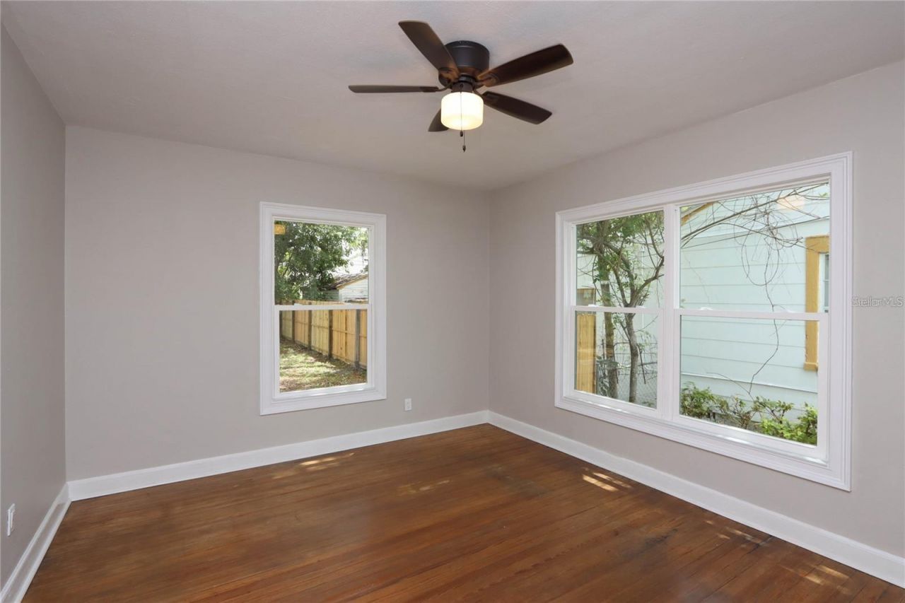1532 13th Street S, Saint Petersburg, FL 33705 Photo