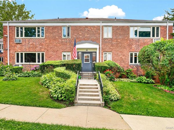 52 Lawrence Drive , Unit D, White Plains, NY 10603