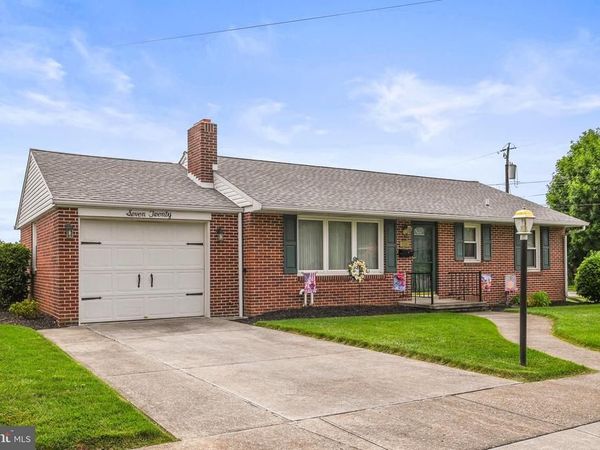 720 MCCOSH STREET, HANOVER, PA 17331