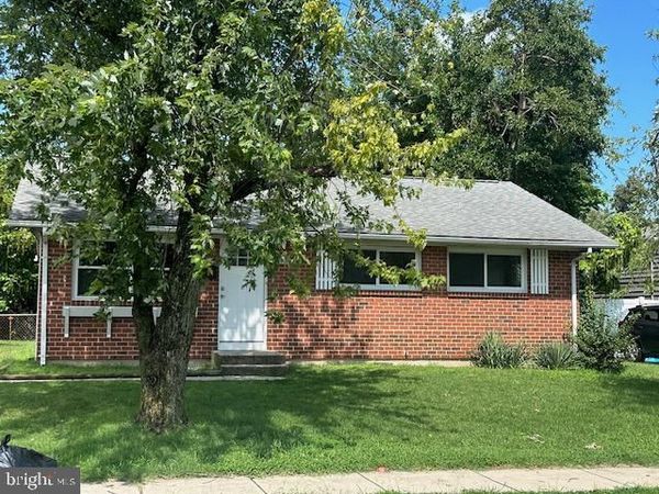 906 GENINE, GLEN BURNIE, MD 21060