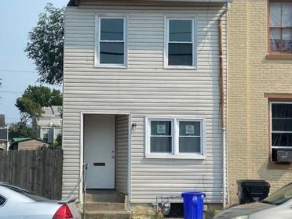 1517 WALNUT STREET , HARRISBURG, PA 17103