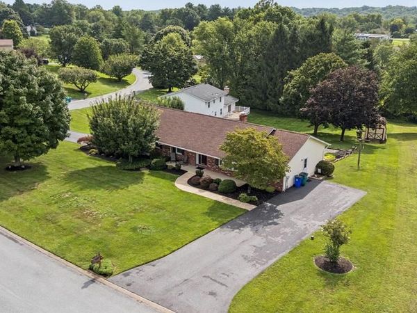 5201 GATE HOUSE COURT, SYKESVILLE, MD 21784
